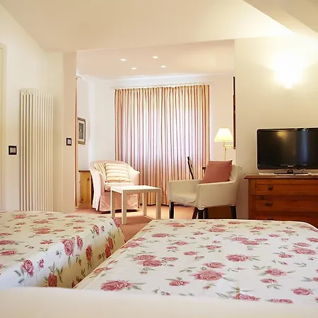Milano Snc Hotel Lanzo D'intelvi
