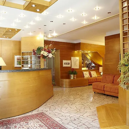 Milano Snc Hotel Lanzo D'intelvi